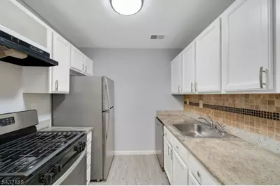 151 W Market St #1415, Newark, NJ 07103 - Photo 10