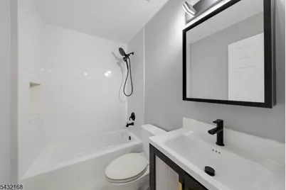 151 W Market St #1415, Newark, NJ 07103 - Photo 18
