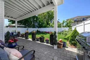 1019 Bishop Evans Way, Linden, NJ 07036 - Photo 32