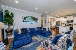 1019 Bishop Evans Way, Linden, NJ 07036 - Photo 10