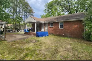 1610 W 7th St, Piscataway Township, NJ 08854 - Photo 10