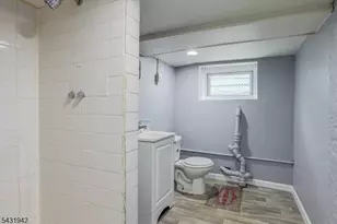 63 Carolina Ave, Newark, NJ 07106 - Photo 20