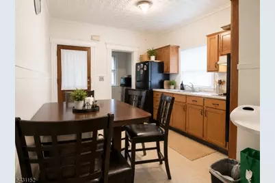 208 Duane St, Orange, NJ 07050 - Photo 8