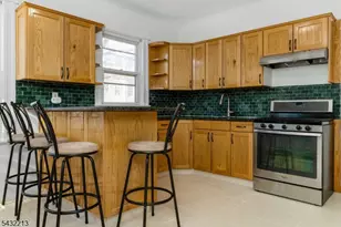 39 Struyk Ave, Prospect Park, NJ 07508 - Photo 2
