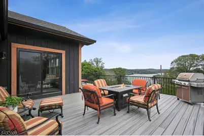 8 Sutton Rd, Hopatcong, NJ 07843 - Photo 20