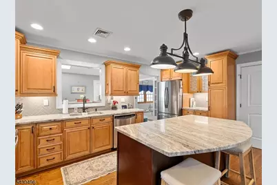 71 Bergen Dr, Little Falls Township, NJ 07424 - Photo 6
