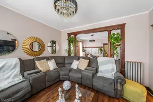 1039 Anna St, Elizabeth, NJ 07201 - Photo 4