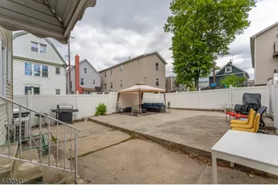 1039 Anna St, Elizabeth, NJ 07201 - Photo 28