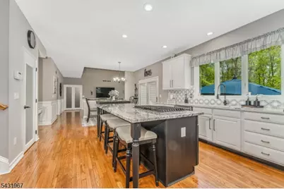 26 Alpaugh Dr, Bethlehem Township, NJ 08802 - Photo 20