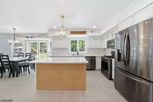 71 Chincopee Rd, Jefferson Township, NJ 07849 - Photo 10