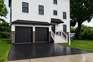 7 Maple St, Bloomfield, NJ 07003 - Photo 1