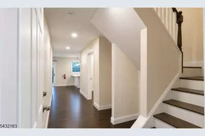 7 Maple St #1, Bloomfield, NJ 07003 - Photo 2