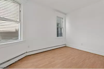 55 Hawkins St, Newark, NJ 07105 - Photo 24
