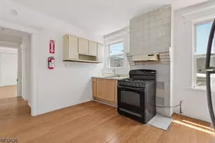 55 Hawkins St, Newark, NJ 07105 - Photo 42
