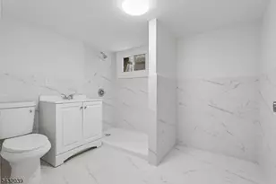 55 Hawkins St, Newark, NJ 07105 - Photo 46