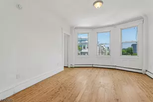 55 Hawkins St, Newark, NJ 07105 - Photo 32
