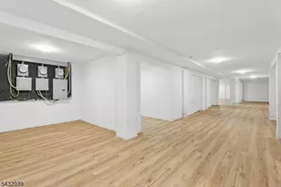 55 Hawkins St, Newark, NJ 07105 - Photo 44