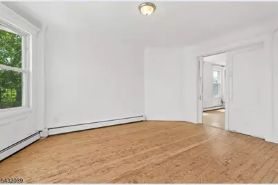 55 Hawkins St, Newark, NJ 07105 - Photo 34