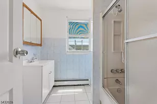 55 Hawkins St, Newark, NJ 07105 - Photo 44