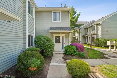 165 Essex Ave #110, Metuchen, NJ 08840 - Photo 2