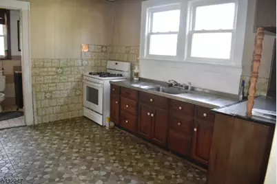 852 Paulison Ave, Clifton, NJ 07011 - Photo 8