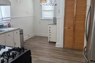 35 Sanford Pl, Newark, NJ 07106 - Photo 6