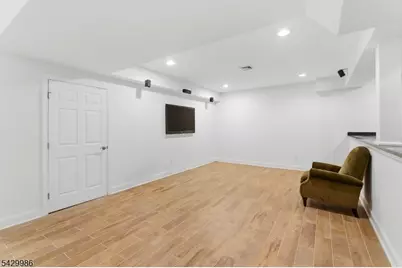 18 Todd St, Hillsborough Township, NJ 08844 - Photo 40