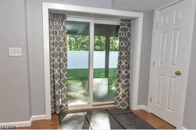 5 Hansen Pl, Wayne Twp., NJ 07470 - Photo 32