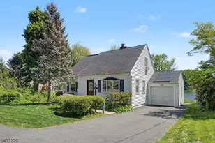 55 Intervale Rd, Parsippany, NJ 07005 - Photo 1