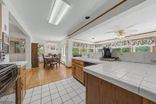55 Intervale Rd, Parsippany, NJ 07005 - Photo 8