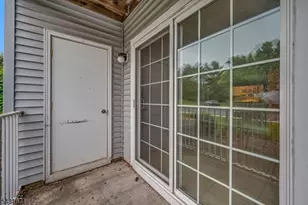 213 Stratford Pl, Bridgewater, NJ 08805 - Photo 24