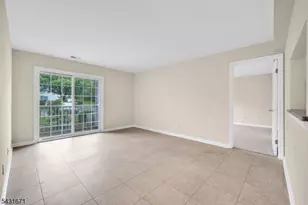 213 Stratford Pl, Bridgewater, NJ 08805 - Photo 12