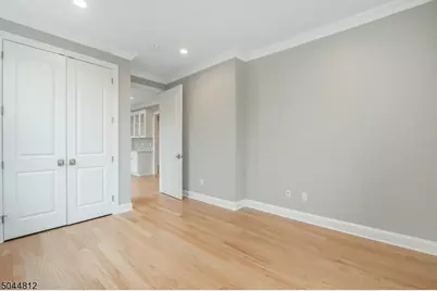45 N Fullerton Ave #304, Montclair, NJ 07042 - Photo 18