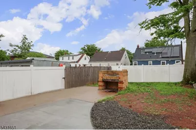 16 E 19th St, Linden, NJ 07036 - Photo 26