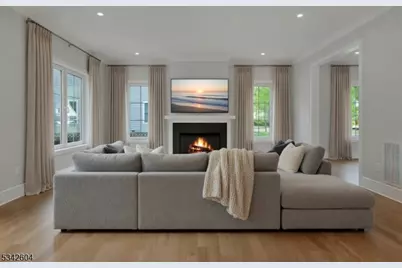 18 Lincoln Ave, Florham Park, NJ 07932 - Photo 14