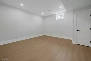 18 Lincoln Ave, Florham Park, NJ 07932 - Photo 36