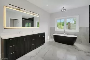 18 Lincoln Ave, Florham Park, NJ 07932 - Photo 26