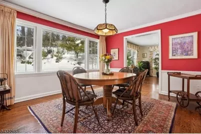 61 Western Dr, Millburn, NJ 07078 - Photo 4