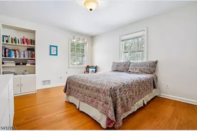 61 Western Dr, Millburn, NJ 07078 - Photo 12