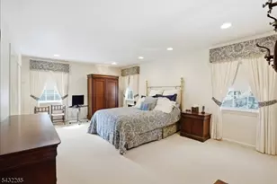 61 Western Dr, Millburn, NJ 07078 - Photo 8