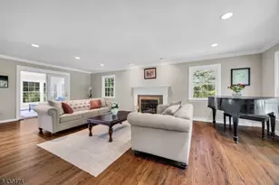 935 Minisink Way, Westfield, NJ 07090 - Photo 4