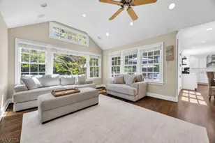 935 Minisink Way, Westfield, NJ 07090 - Photo 10
