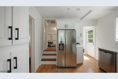 288 Seneca Pl, Westfield, NJ 07090 - Photo 18
