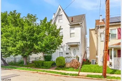 59 Railroad Ave, Phillipsburg, NJ 08865 - Photo 1