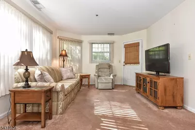 509 Chatfield Dr, Pequannock Township, NJ 07444 - Photo 4