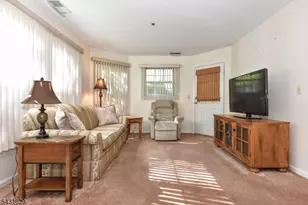 509 Chatfield Dr, Pequannock Township, NJ 07444 - Photo 4