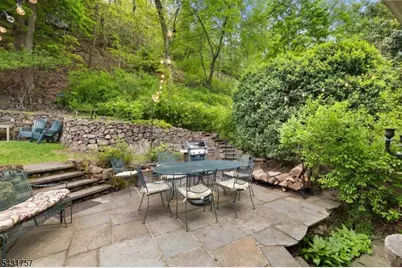 52 Warfield St, Montclair, NJ 07043 - Photo 32