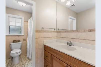 8 Madoc Trl, Jefferson Township, NJ 07438 - Photo 12