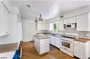 9 Langford Dr, Mendham Township, NJ 07945 - Photo 10