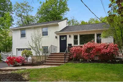 34 Clark St, Summit, NJ 07901 - Photo 2